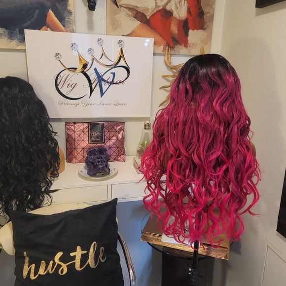 Fushia fire 24" bodywave wig - Picture 4 of 5